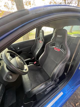 Renault Clio Sport 197