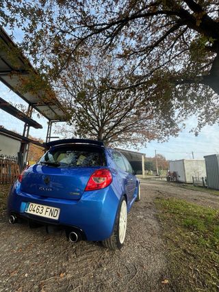 Renault Clio Sport 197