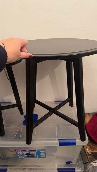 Mesa de centro redonda negra