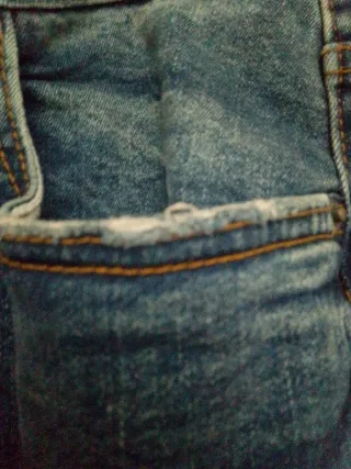 Vaqueros pitillo hombre