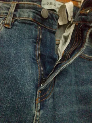 Vaqueros pitillo hombre