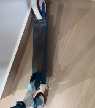 Monopattino Frozen azzurro e viola