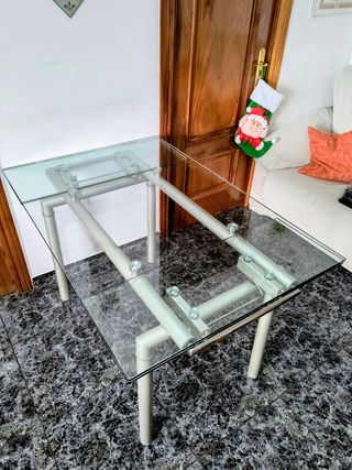Mesa de cristal extensible