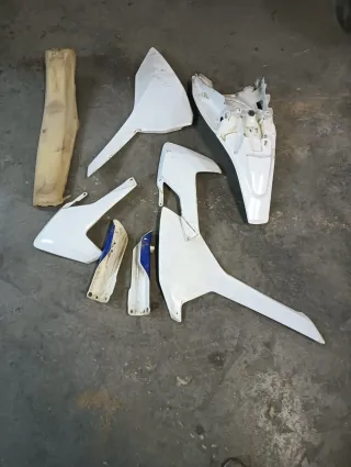 Plásticos Husqvarna 85 Moto Año 2022