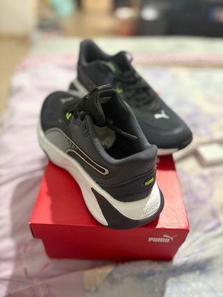 Zapatillas Puma Deportivas Negras y Grises