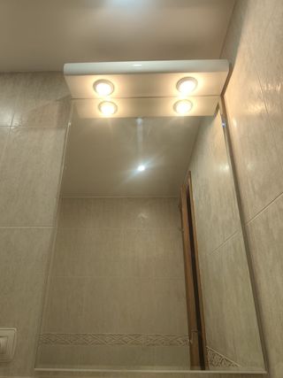 Espejo de baño con luz LED