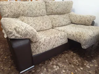 Sofá Cama Beige y Marrón dos metros 90 ancho