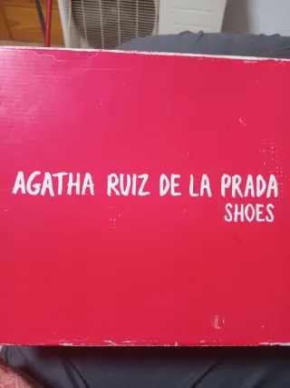 Numero 28. Stivali da pioggia per bambina Agatha Ruiz de la Prada