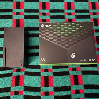 Xbox Series X (sin mando)