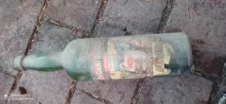 Bottiglia di vino Ferrari vintage.tutte euro 60