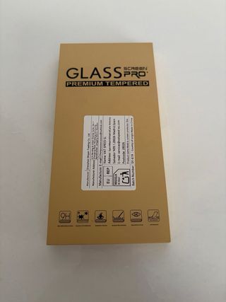 3 custodie per iPhone X + protezione per lo schermo