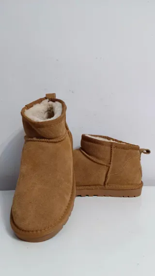 Pantuflas UGG Marrones