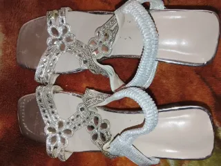 Sandalias de fiesta tacón adornos