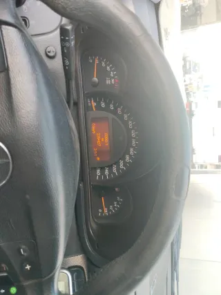 Mercedes-Benz Clase C 2003