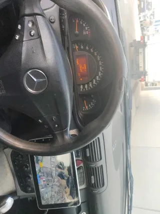 Mercedes-Benz Clase C 2003