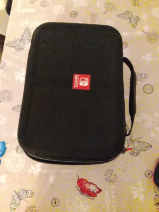 Maletín Nintendo Switch Naranja