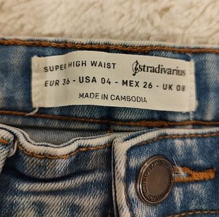 Vaqueros desgastados elásticos talla S