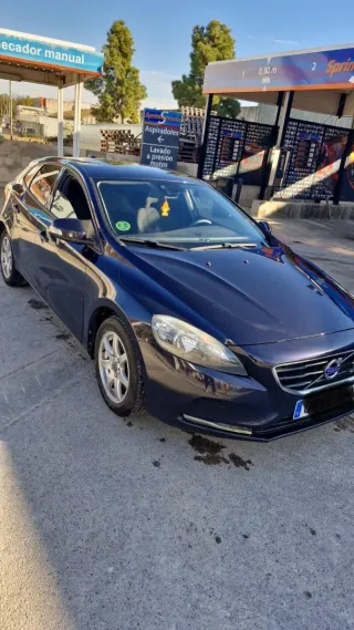 Volvo V40 2015