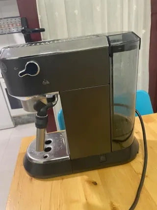 Cafetera De'Longhi EC685BK