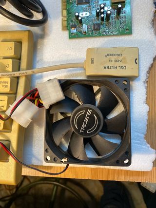 Lote PC: Placa Base, Teclado, Ventilador