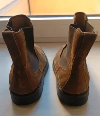 Stivaletti Tod's marroni scamosciati