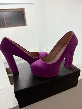 Zapatos de tacón ante Gloria Ortiz morados