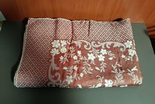 Cubre cama 190x240 cm