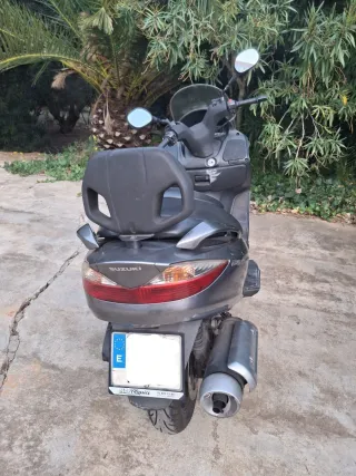 Suzuki Moto 125 cc en Muy Buen Estado