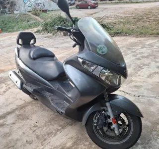 Suzuki Moto 125 cc en Muy Buen Estado