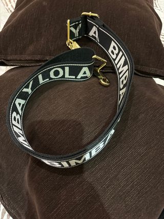 Bandolera BIMBA Y LOLA negra y dorada