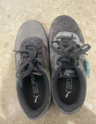 Zapatillas Puma Terciopelo Gris Sin Estrenar