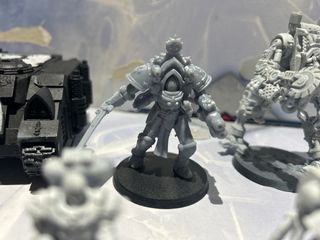 Sorelle di Battaglia: Carri Armati e Truppe