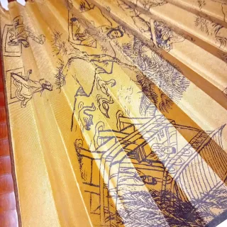 Coppia di ventagli decorati