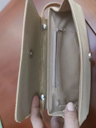 Bolso de fiesta dorado