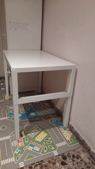 Escritorio blanco ikea