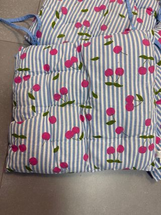 3 Cojines Silla 40x40cm Frutas Rosas