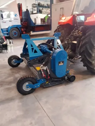 Trituradora reversible 175 cm viña y olivo