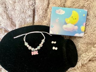 Pulsera y pendientes con iniciales HK