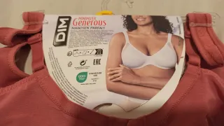 Sujetador DIM Generous reductor 105D rosa