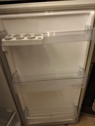 Frigorifero Beko con congelatore