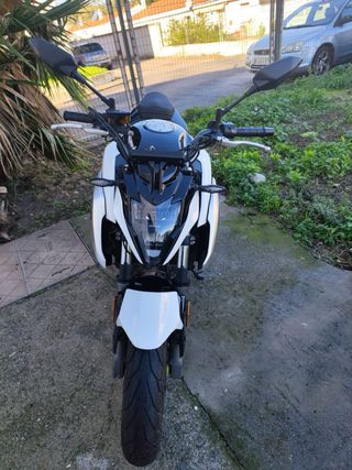 CFMOTO 650NK Naked Moto