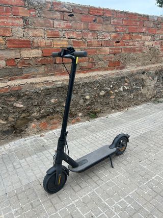 Patinete Eléctrico Xiaomi Negro