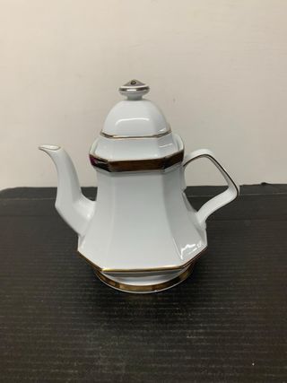 Teiera in porcellana bianca e oro bavaria