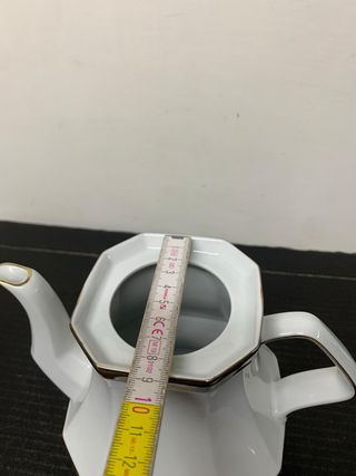 Teiera in porcellana bianca e oro bavaria