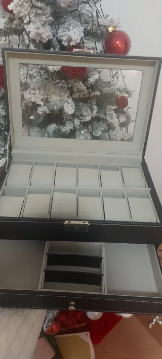 Portagioie in similpelle nera con coperchio traspa