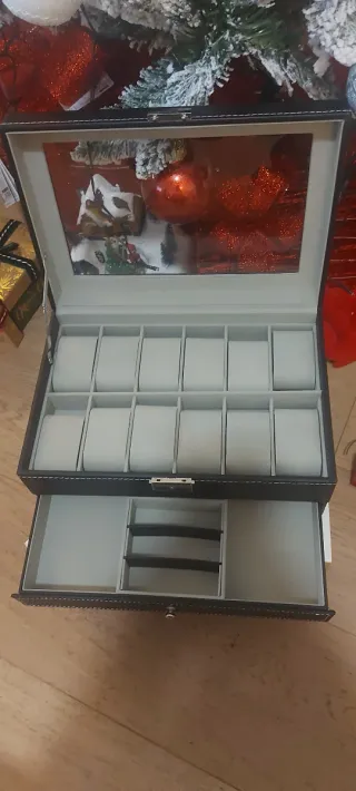 Portagioie in similpelle nera con coperchio traspa