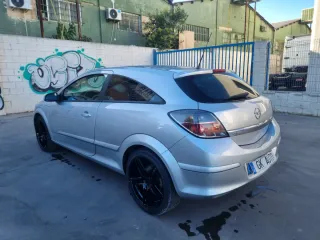 Opel Astra 2009