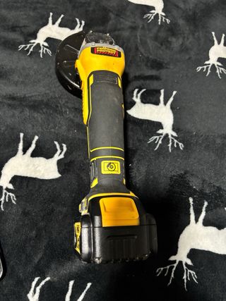 Radial DeWalt 18V XR 4Ah