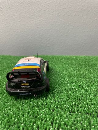 Coche Scalextric Ford Focus Castrol
