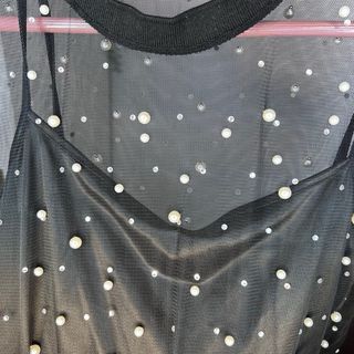 Vestido tul perlas y brillos negro